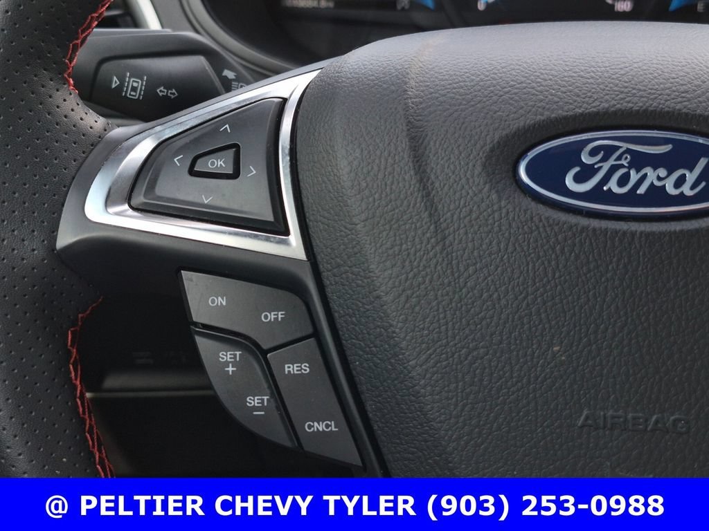 Used 2023  Ford SEL image 20