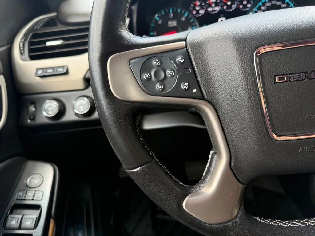 Used 2019 Black GMC Denali image 16