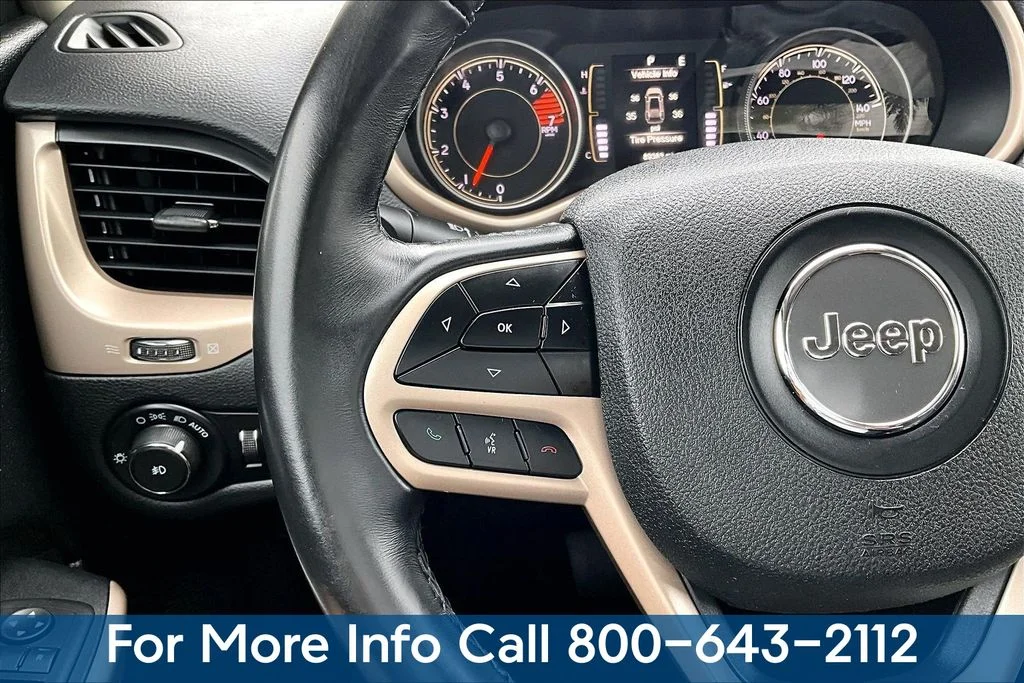 2017 Jeep Cherokee Latitude - Photo 12