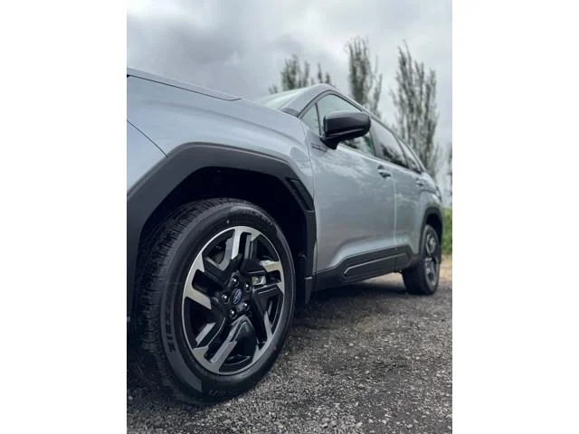 New 2026 ICE SILVER METALLIC Subaru Premium Hybrid image 48
