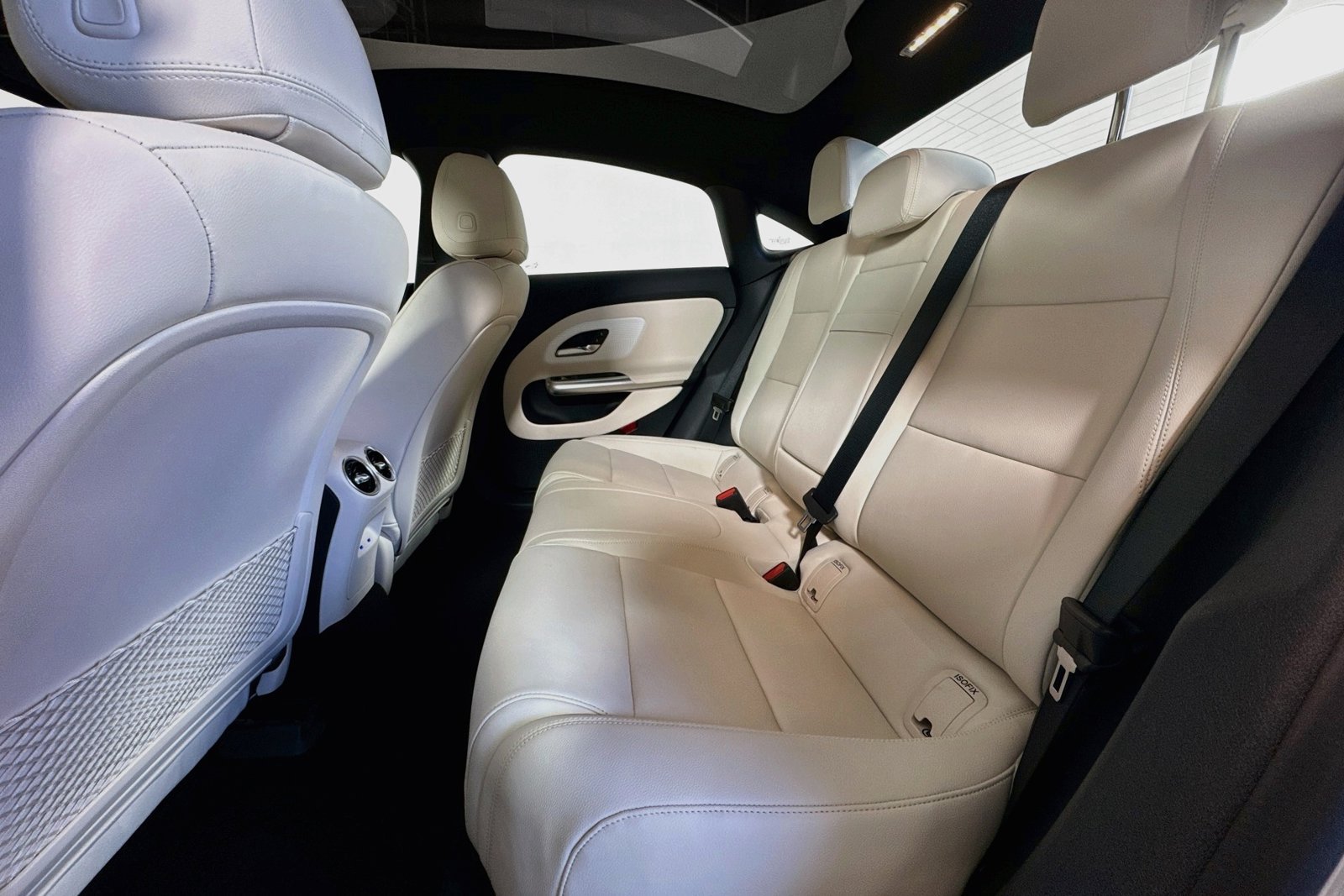 Used 2027 Polar White Mercedes-Benz CLA 250+ Electric image 21