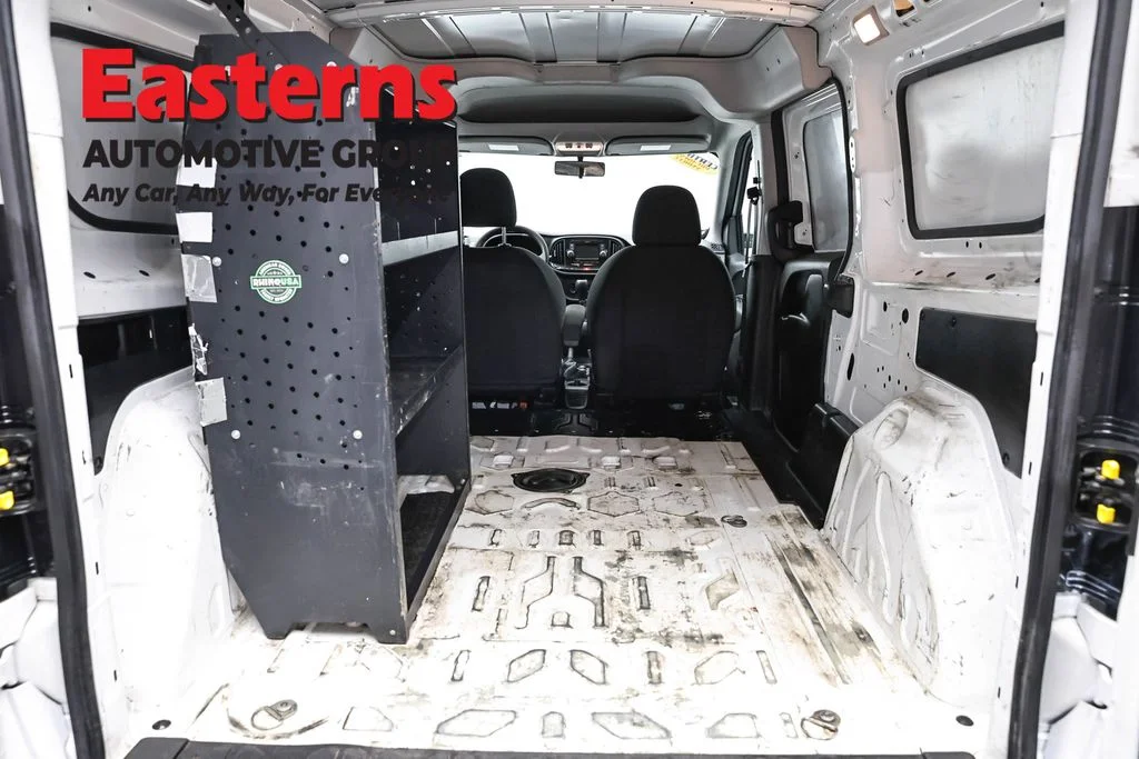 Used 2022 White Ram Base image 9