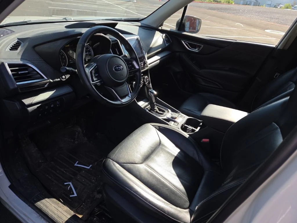 Used 2019 White Subaru Limited image 20