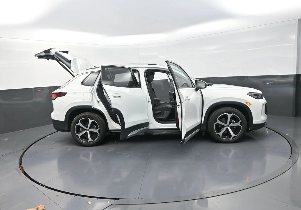 New 2026  Volkswagen 2.0T SE image 37