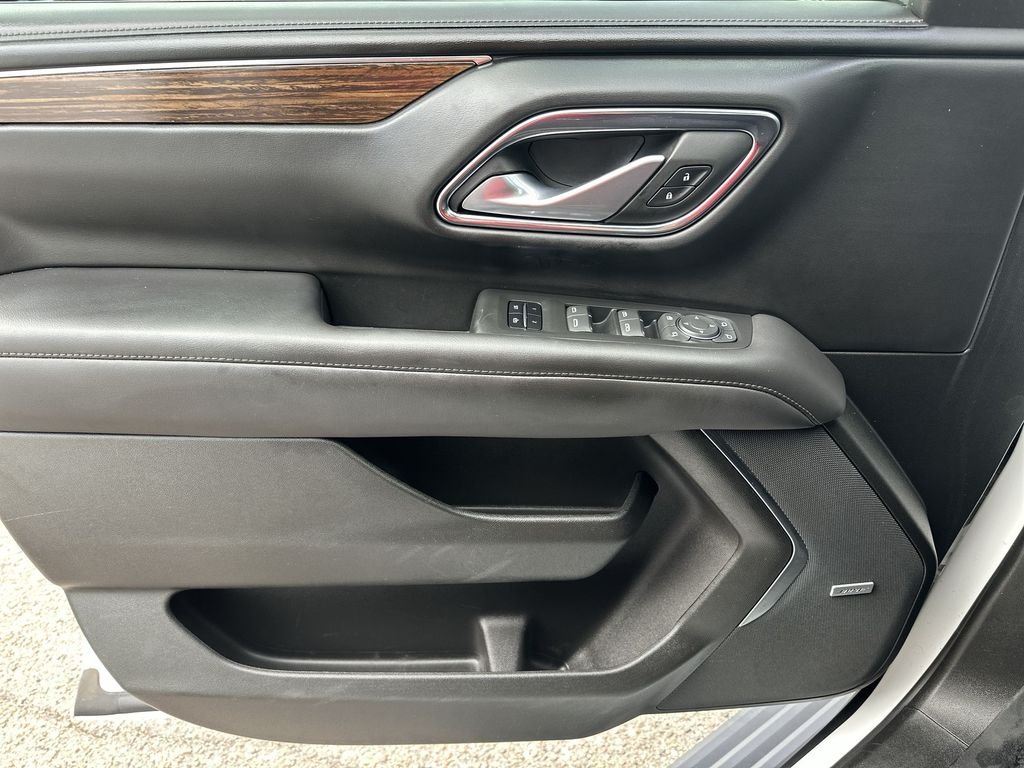 Used 2023 Summit White Chevrolet High Country image 31