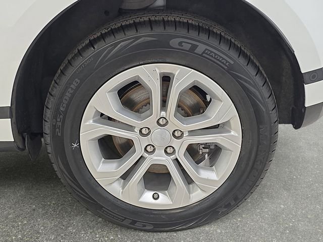 Used 2021 White Land Rover S image 30