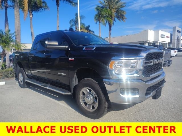 2022 RAM 2500 Tradesman 4X4 Crew Cab SWB's photo