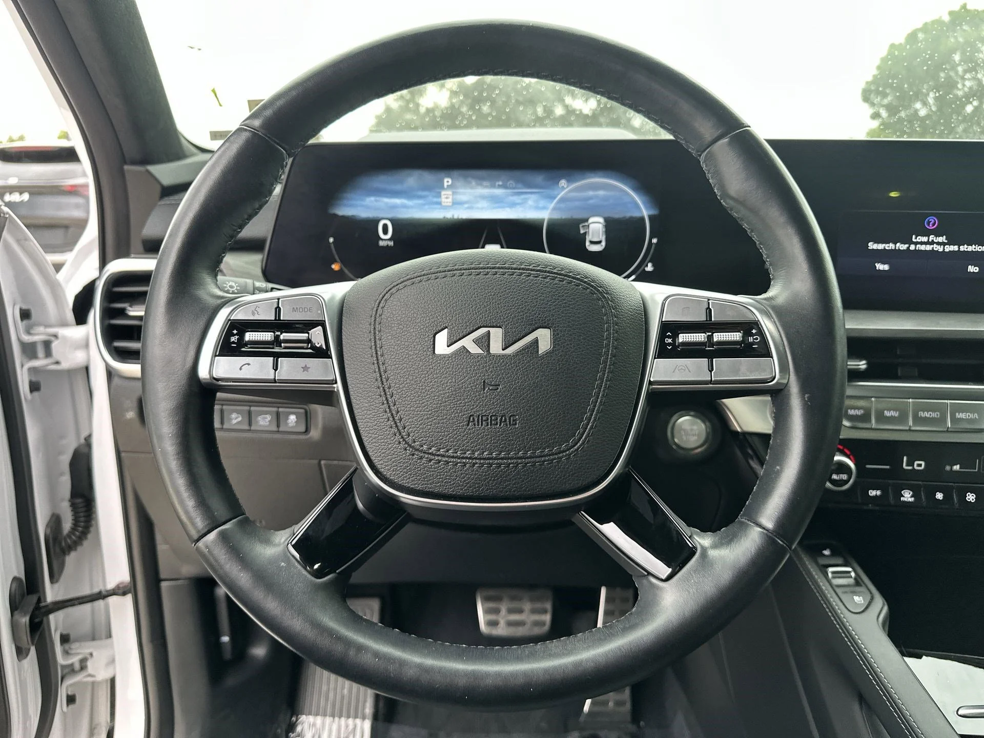 Certified Used 2024 Glacial White Pearl Kia SX Prestige X-Pro image 11