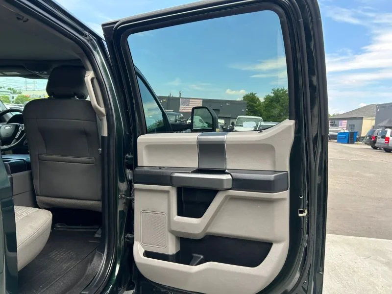 Used 2016 Green Ford XLT Pickup 4D 5 1/2 ft image 22