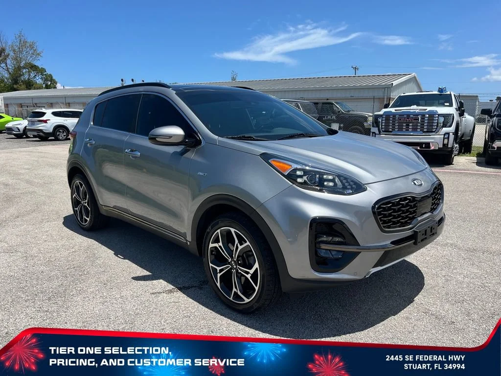 Used 2022 Gray Kia SX Turbo image 3
