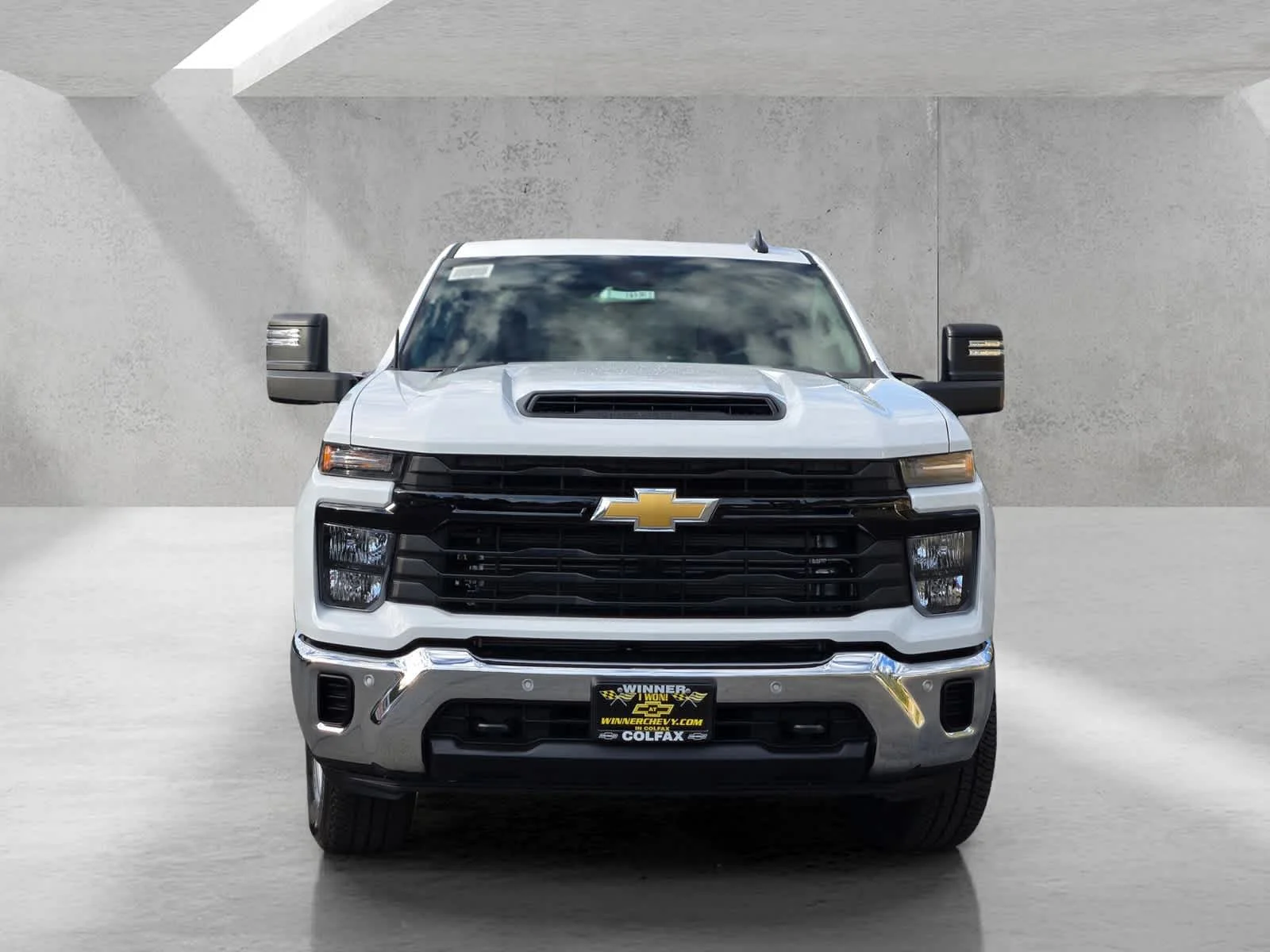 New 2026 Summit White Chevrolet WT image 2