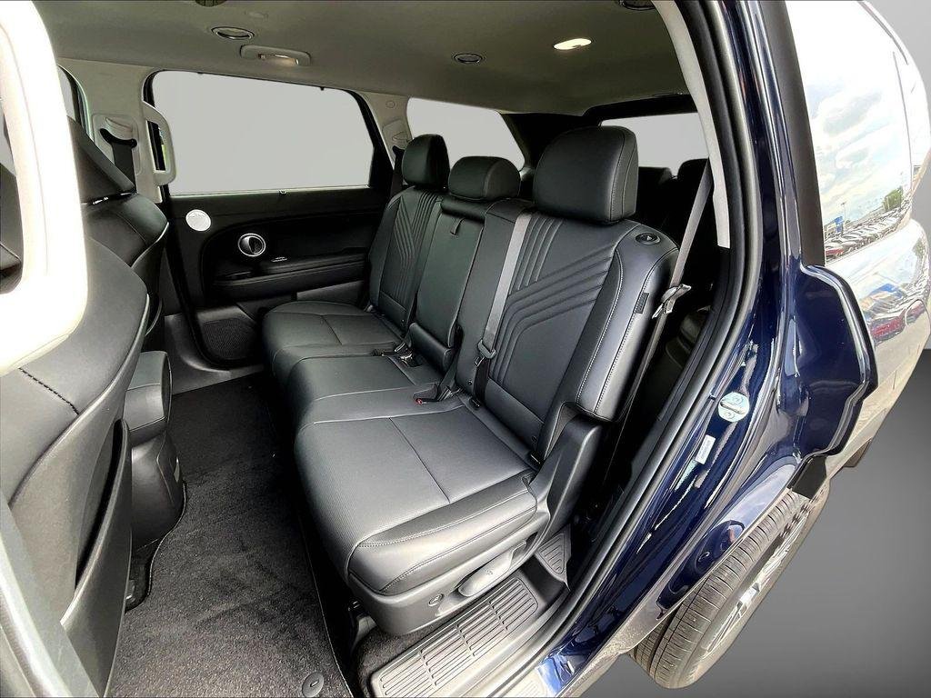 New 2026 Blue Hyundai SEL Premium 8P image 22