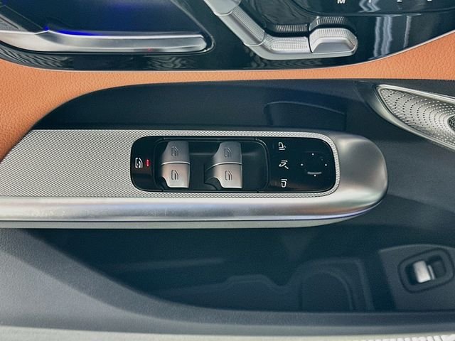 New 2027 Cirrus Silver Metallic Mercedes-Benz GLC 300 image 18