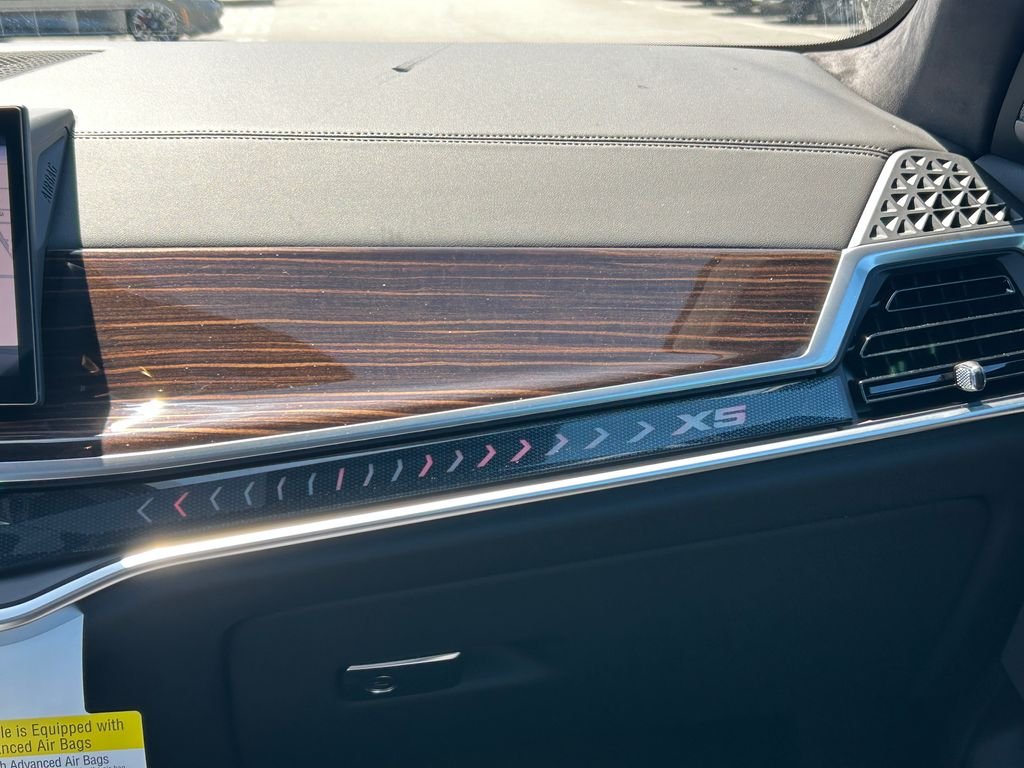 New 2026 Black Sapphire Metallic BMW xDrive50e image 26