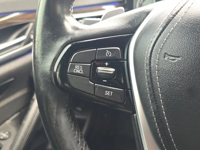 Used 2019 Black BMW 530i image 34