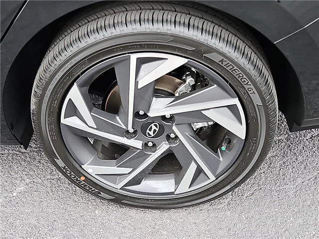 New 2026 Abyss Black Hyundai Limited image 8