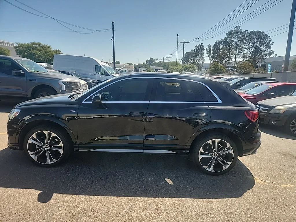 Used 2021 Black Audi Premium Plus image 9