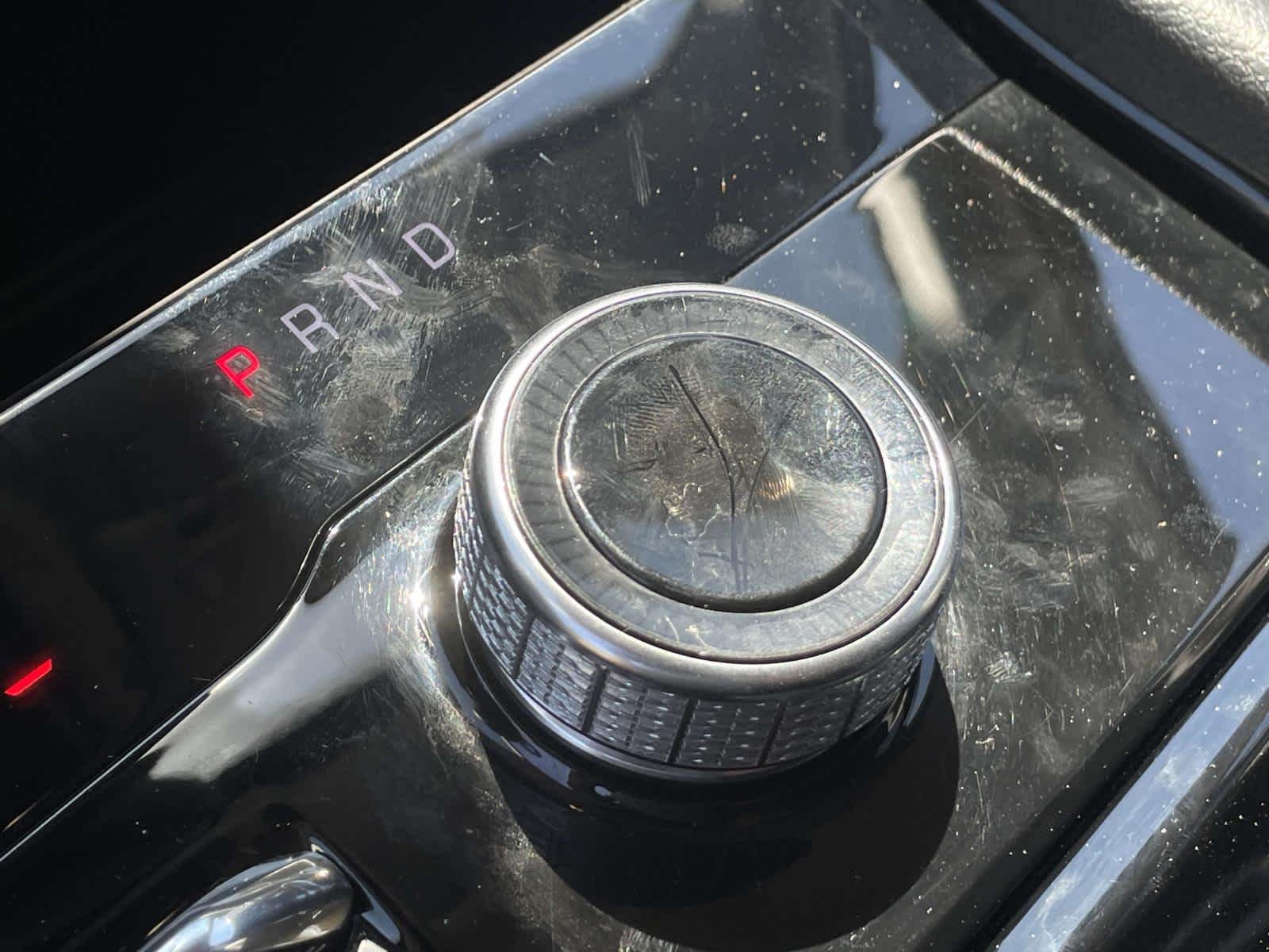 Used 2022 Diamond Black Crystal Pearlcoat Jeep Limited image 29