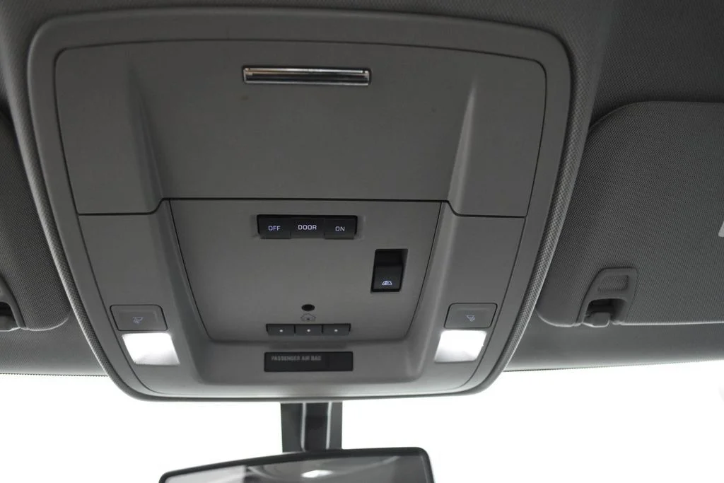 Used 2018 Black Chevrolet LT image 16
