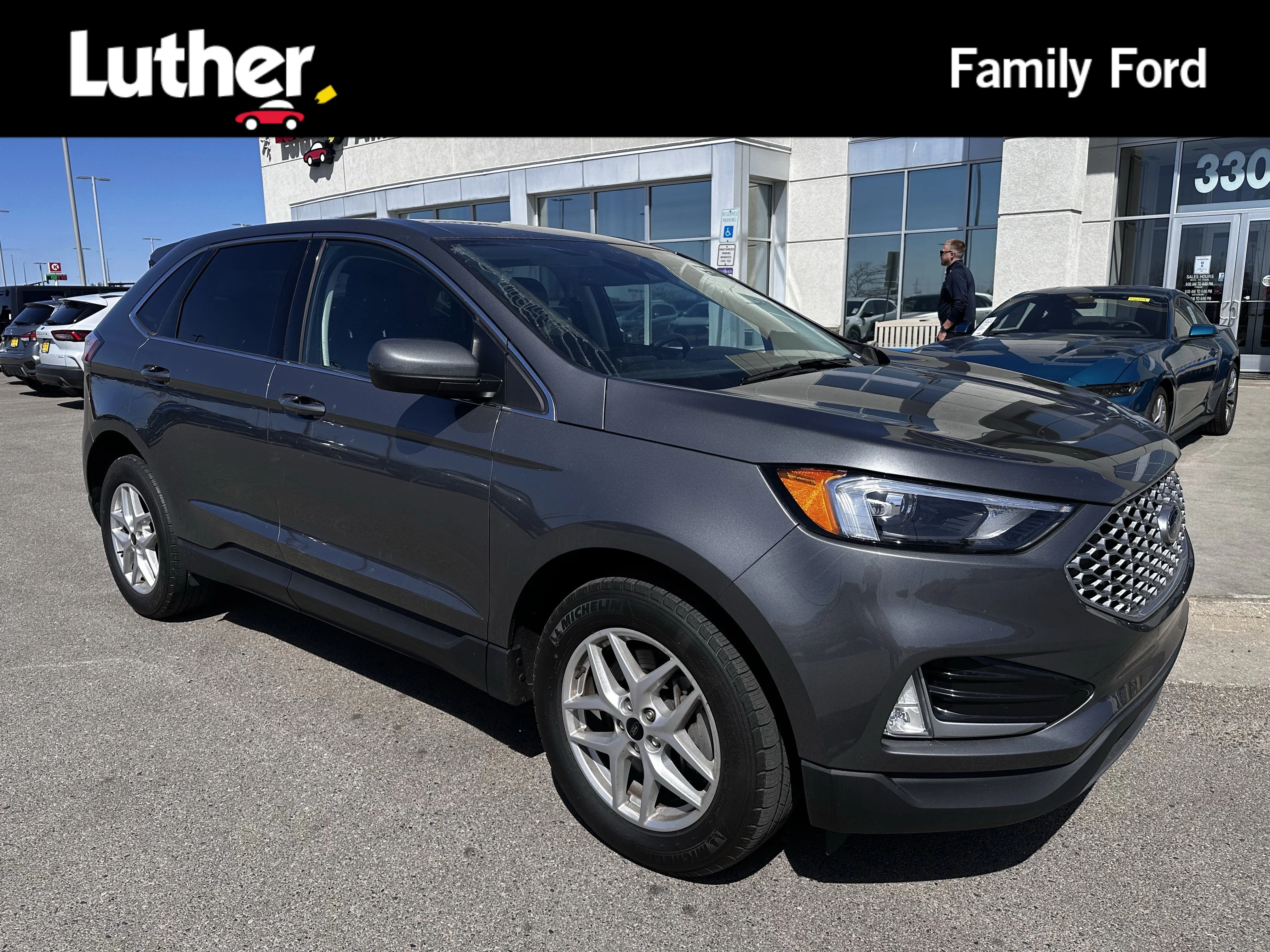 2023 Ford Edge SEL AWD's photo