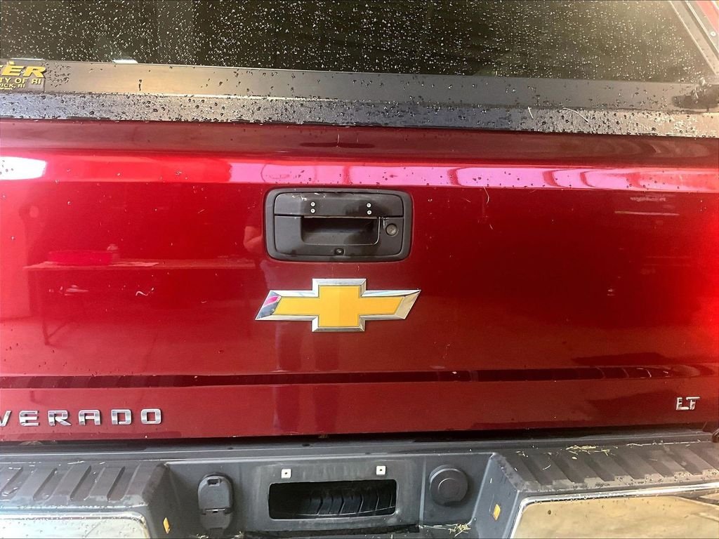 Used 2016 Red Chevrolet LT image 28