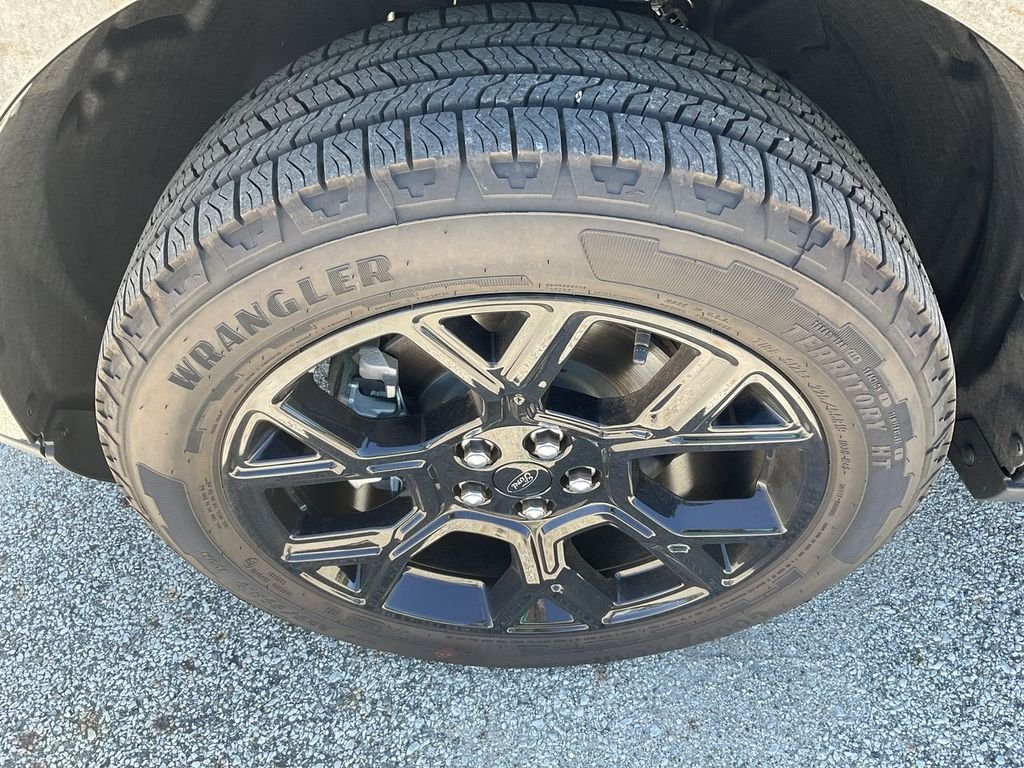 New 2026 Black Ford XLT image 10