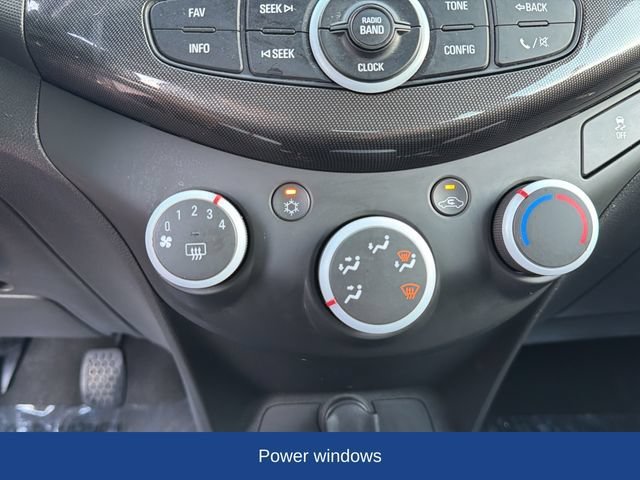 Used 2014 SALSA Chevrolet LS image 14