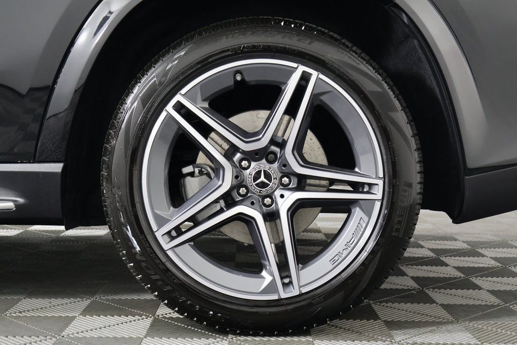 New 2026 Obsidian Black Metallic Mercedes-Benz GLS 450 image 11