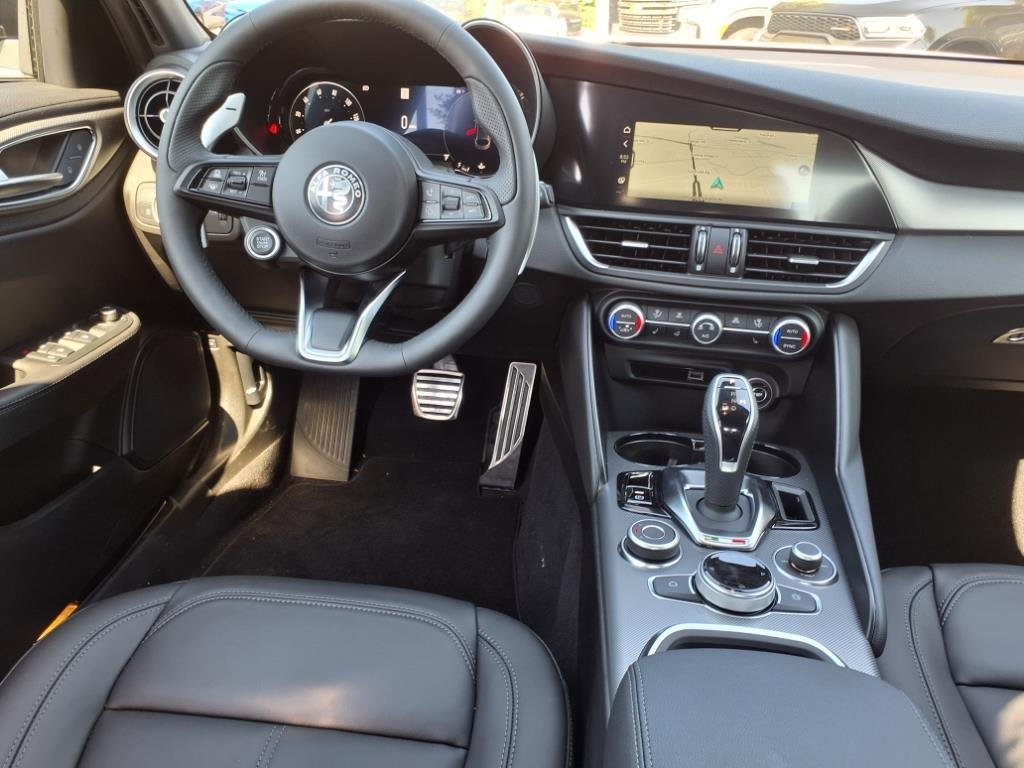 2025 Alfa Romeo Giulia Base - Photo 26