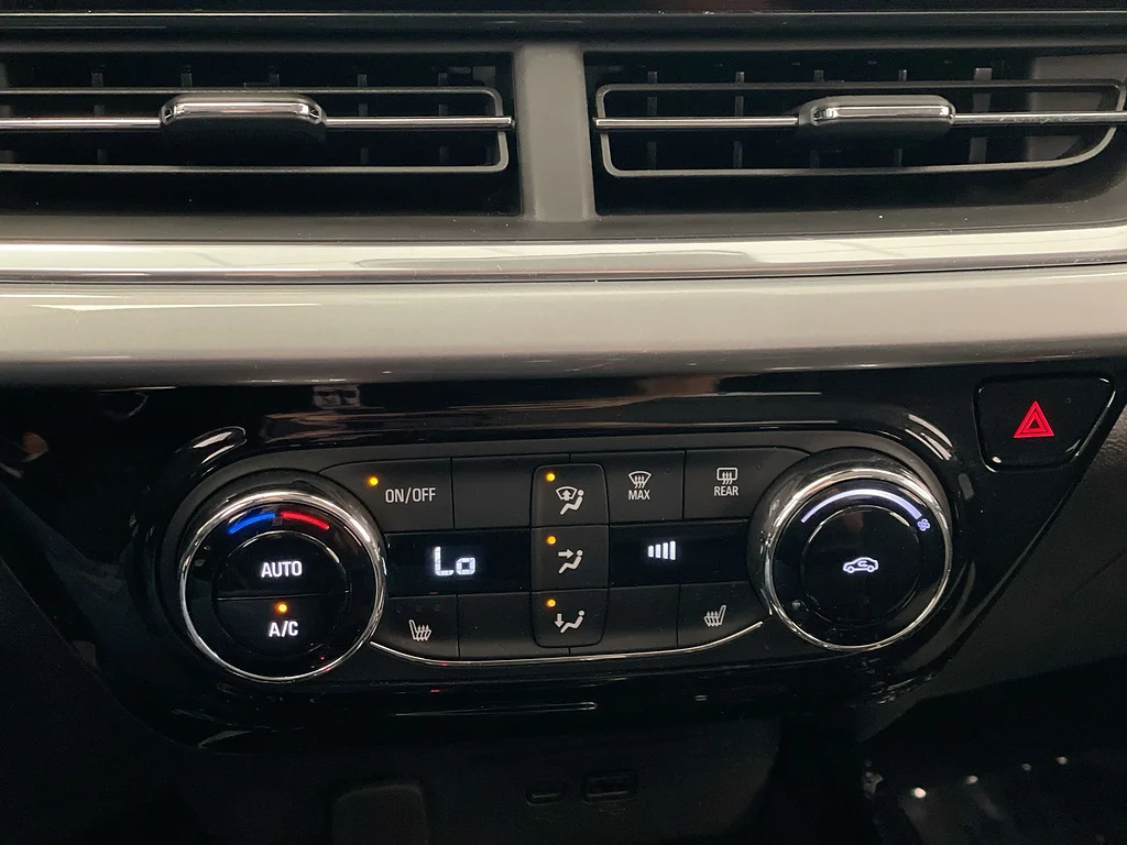 Used 2024 Blue Glow Metallic Chevrolet LT image 17