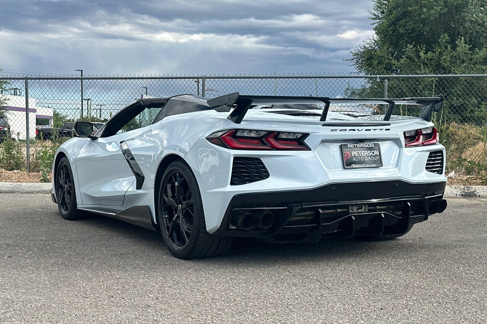 Used 2022 White Chevrolet Stingray image 6