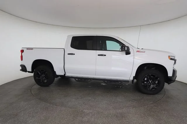 Used 2021 White Chevrolet LT Trail Boss image 28