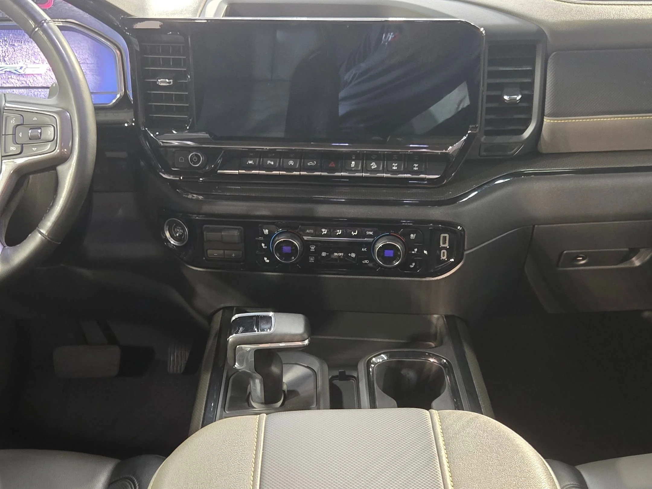 2024 Chevrolet Silverado 1500 ZR2 - Photo 16