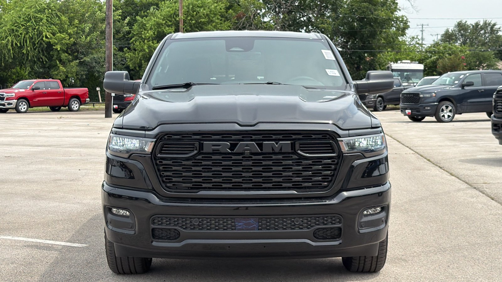 New 2026 Diamond Black Crystal Pearl-Coat Exterior Paint RAM Express image 2