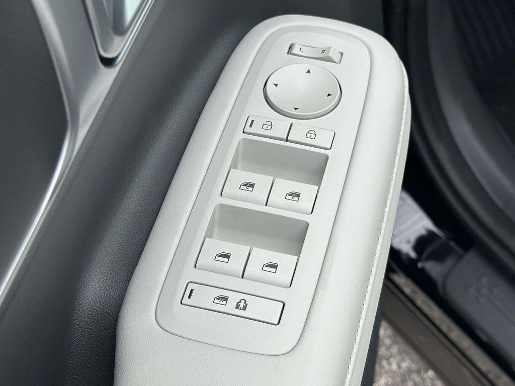 New 2026 Black Hyundai SEL AWD image 29