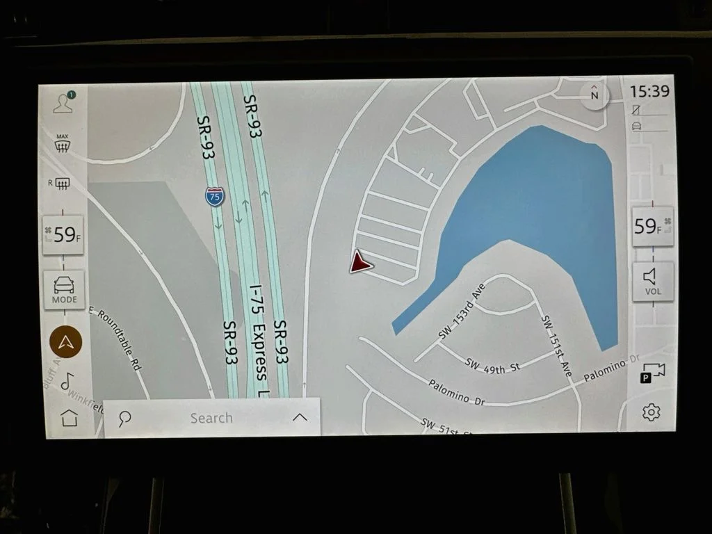 New 2026 Fuji White Land Rover Core S image 13