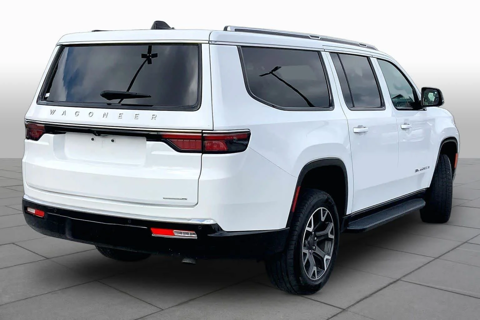 Used 2024 Bright White Clearcoat Jeep Series III image 12