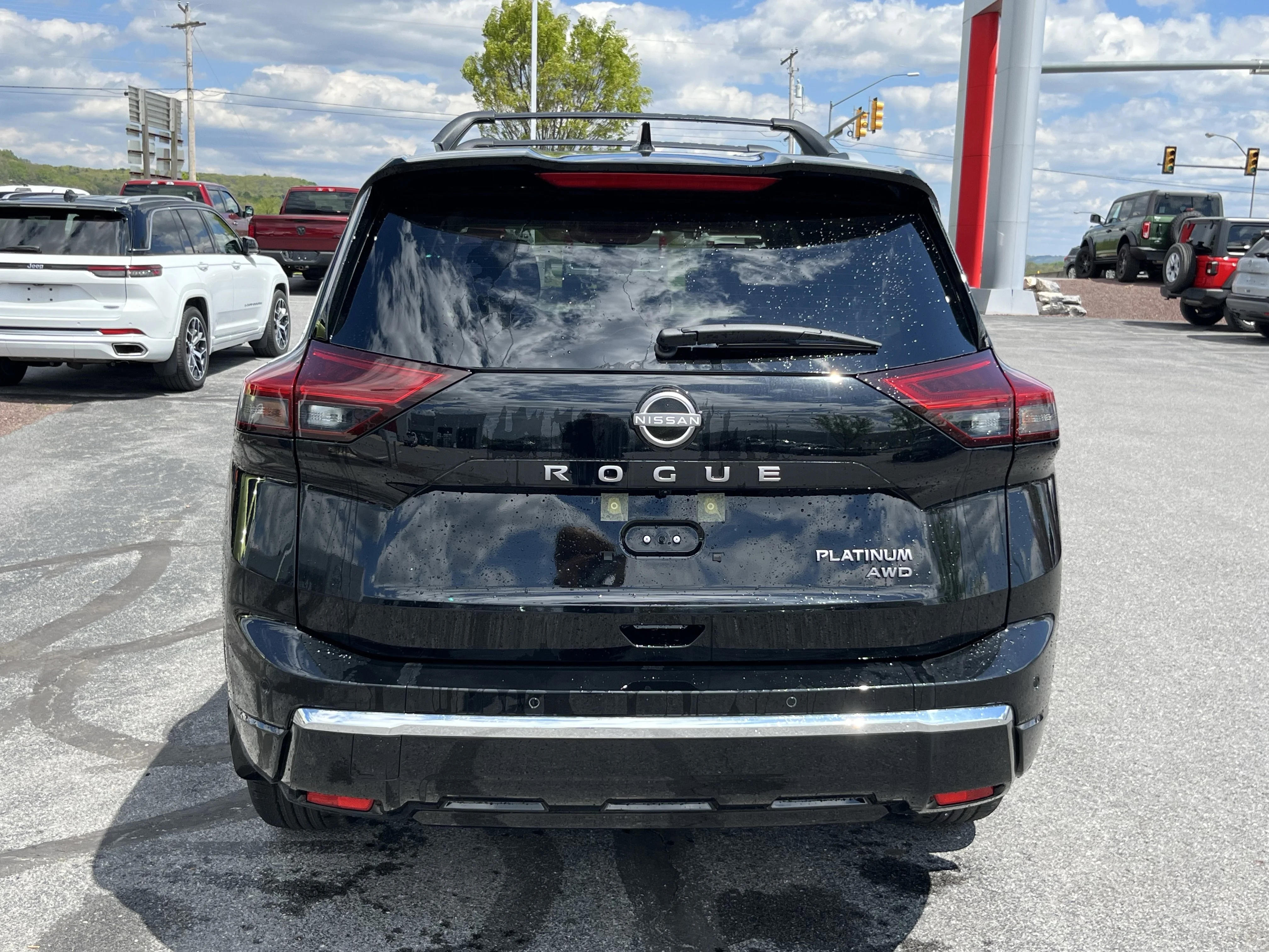 New 2026 Super Black Nissan Platinum image 6