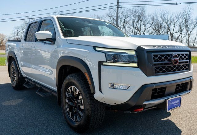 Used 2023 White Nissan PRO-4X image 4