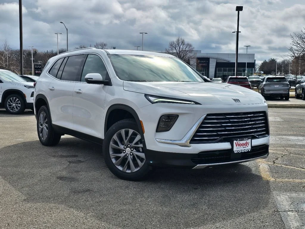 New 2026 Summit White Buick Preferred image 2