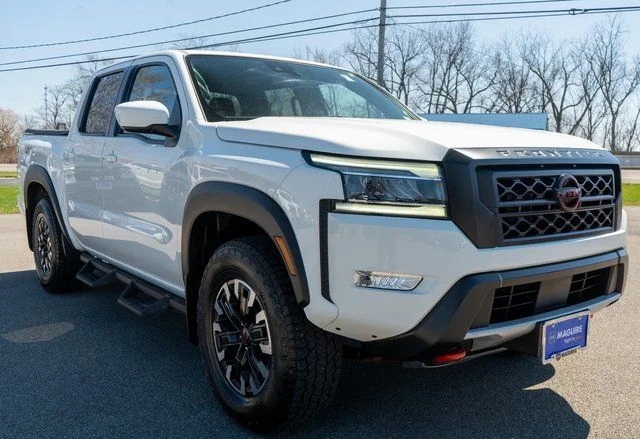 Used 2023 White Nissan PRO-4X image 4