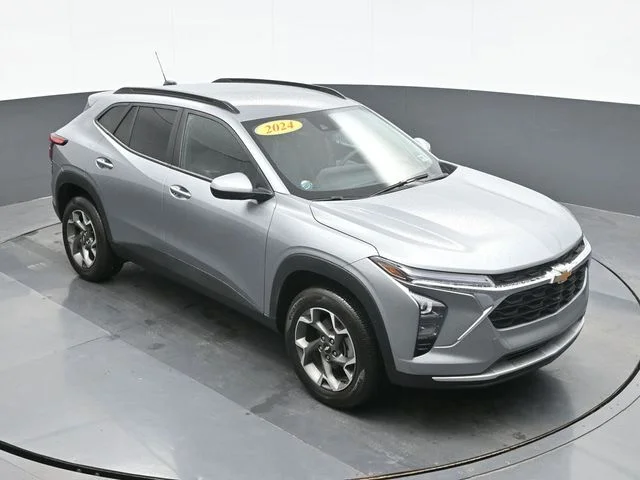 Used 2024 Gray Chevrolet LT image 14