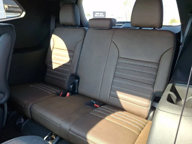 New 2027 Glacier White Tricoat GMC Denali Ultimate image 9