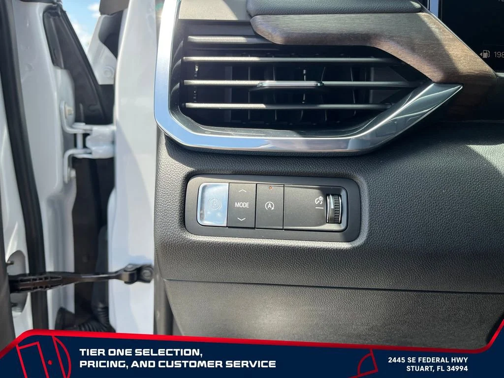 New 2026 Glacier White Tricoat GMC Denali Ultimate image 25