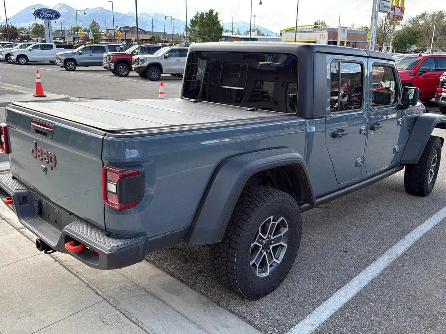 Used 2024 Anvil Clear Coat Jeep Mojave image 3