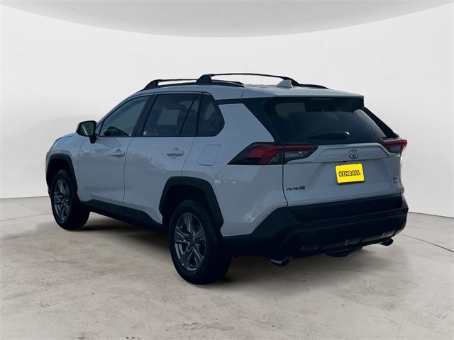 2024 Toyota RAV4 XLE photo 2