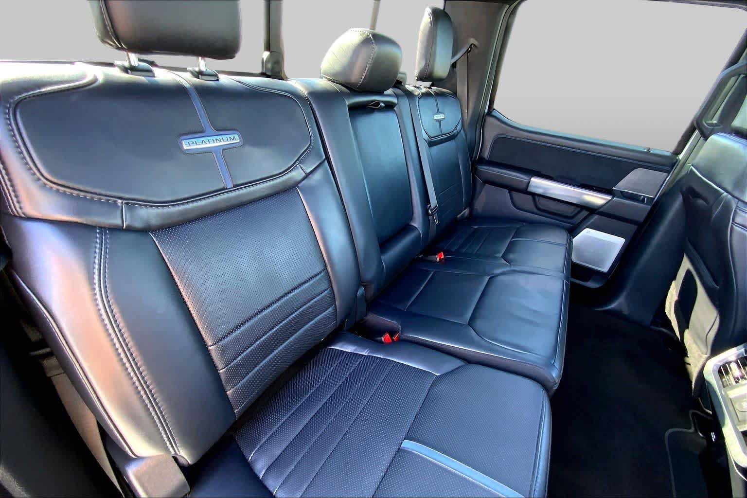 Used 2025 Glacier Gray Metallic Tri-Coat Ford Platinum image 18
