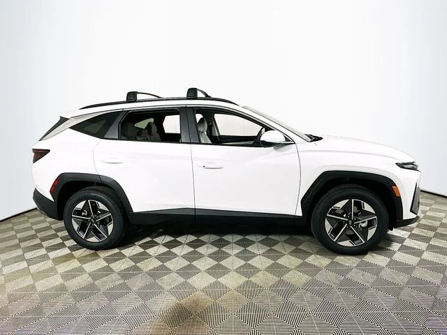 New 2026 White Hyundai SEL image 2