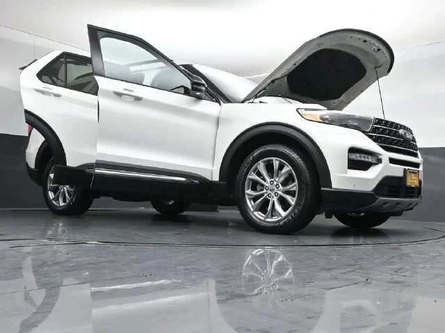 Certified Used 2024 Star White Ford XLT image 53