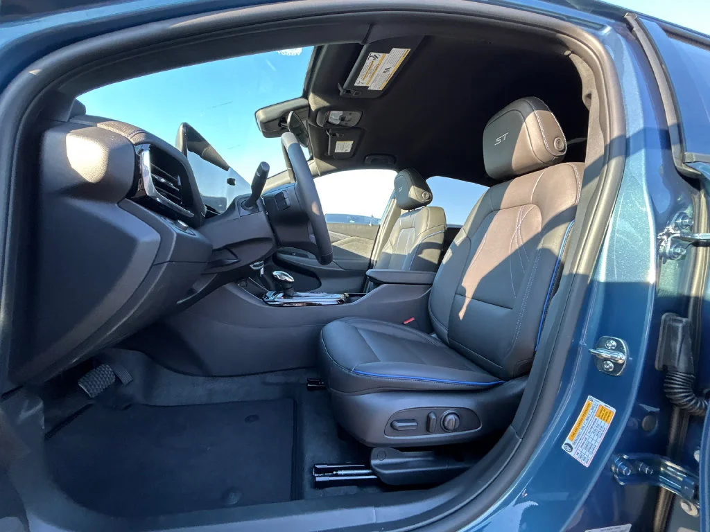 2026 Buick Envista Sport Touring - Photo 16